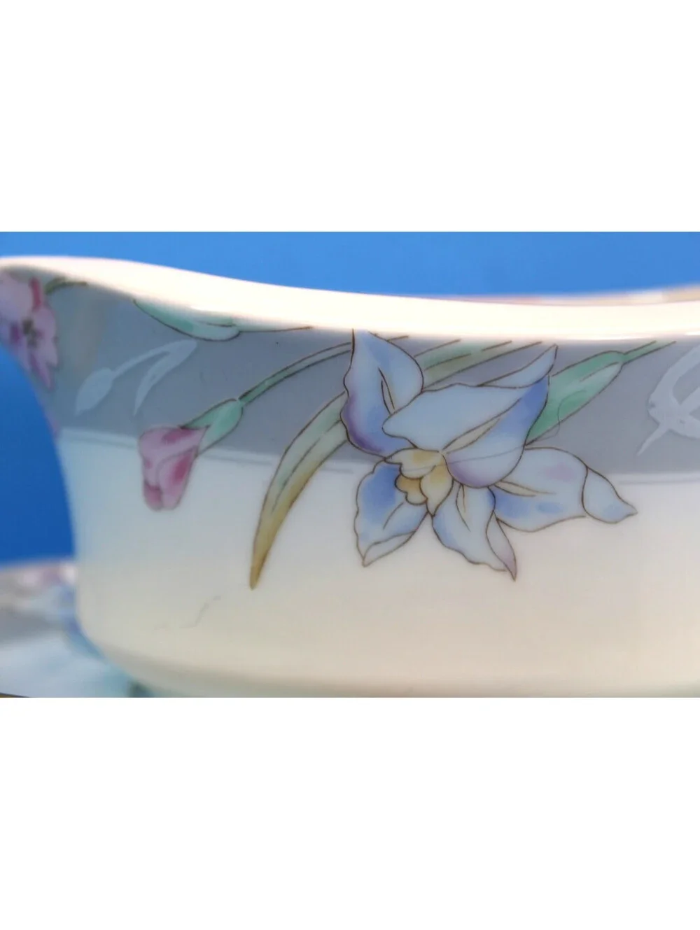 Mikasa vintage gravy